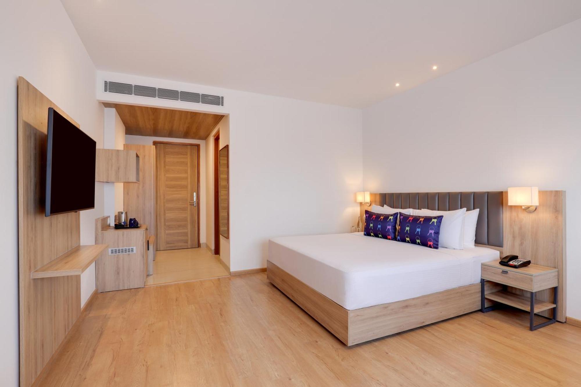 Keys Lite By Lemon Tree Hotels, Urban Square, ウダイプル エクステリア 写真